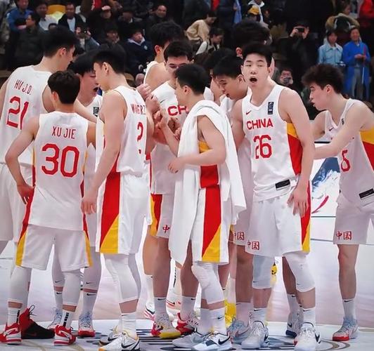 2021中国男篮vs日本的相关图片